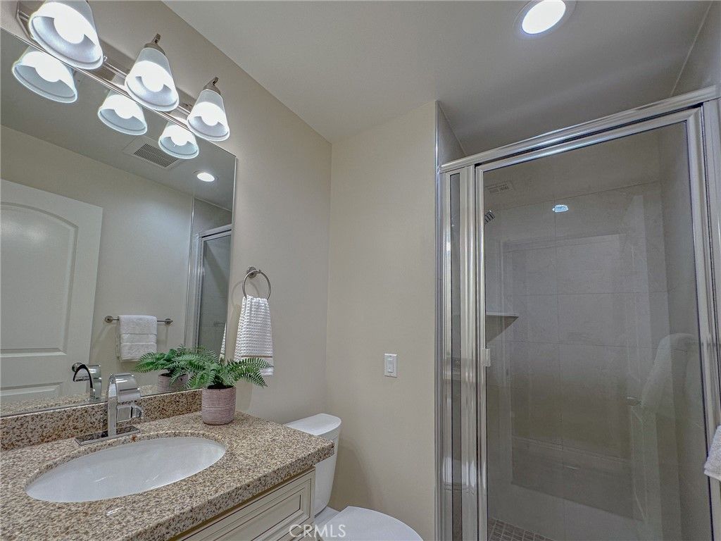 listing image 130728561628919852354