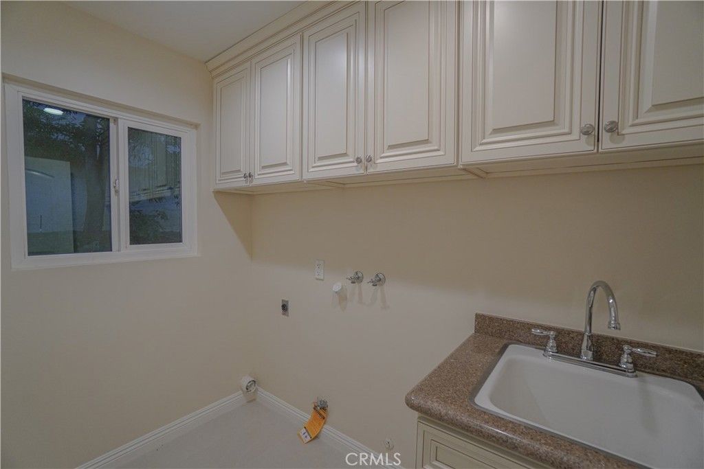 listing image 130721330364639943011