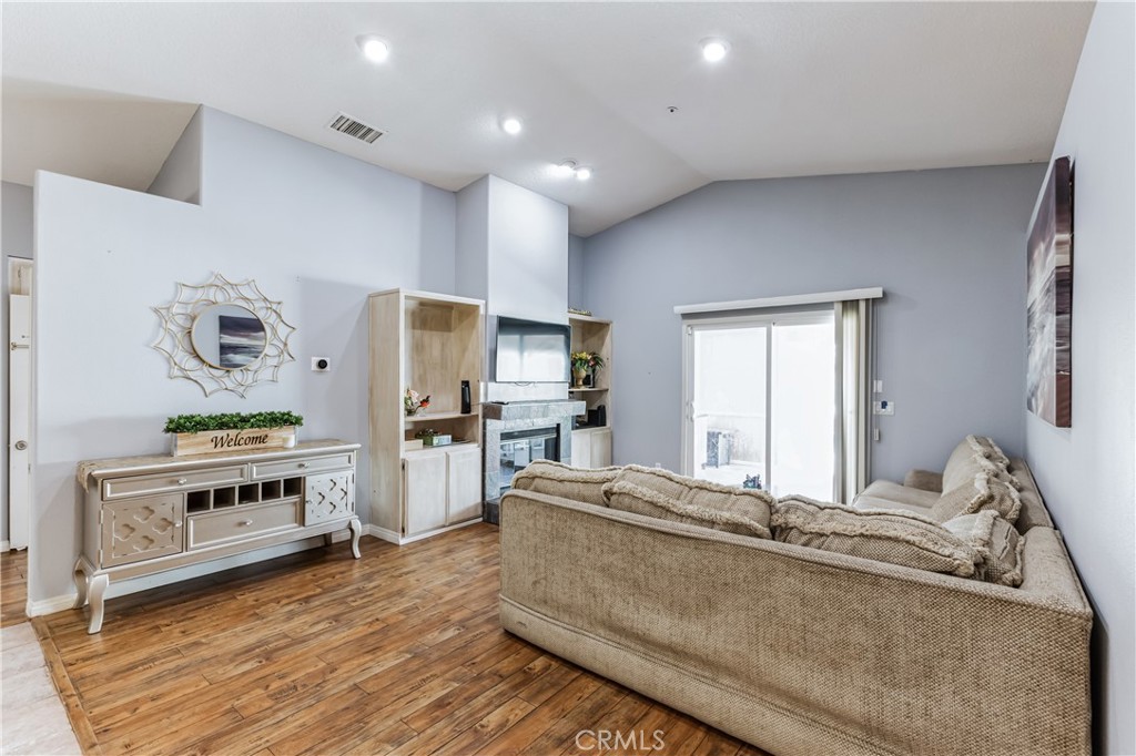 66977 Pierson Boulevard