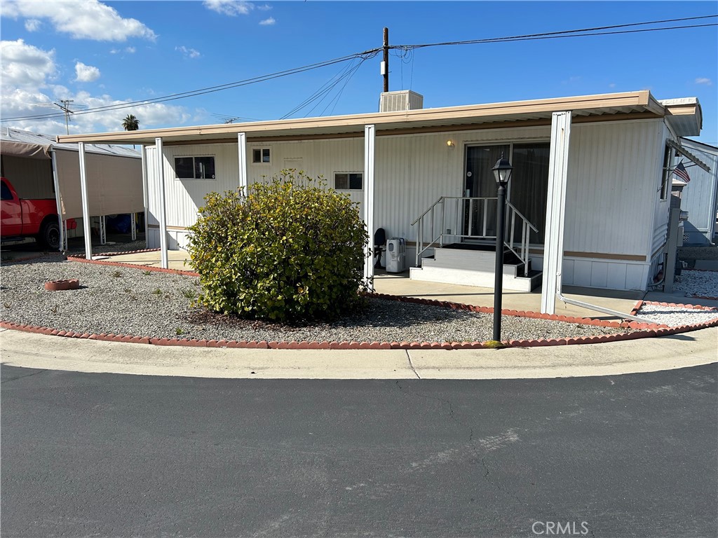 View Hemet, CA 92544 mobile home