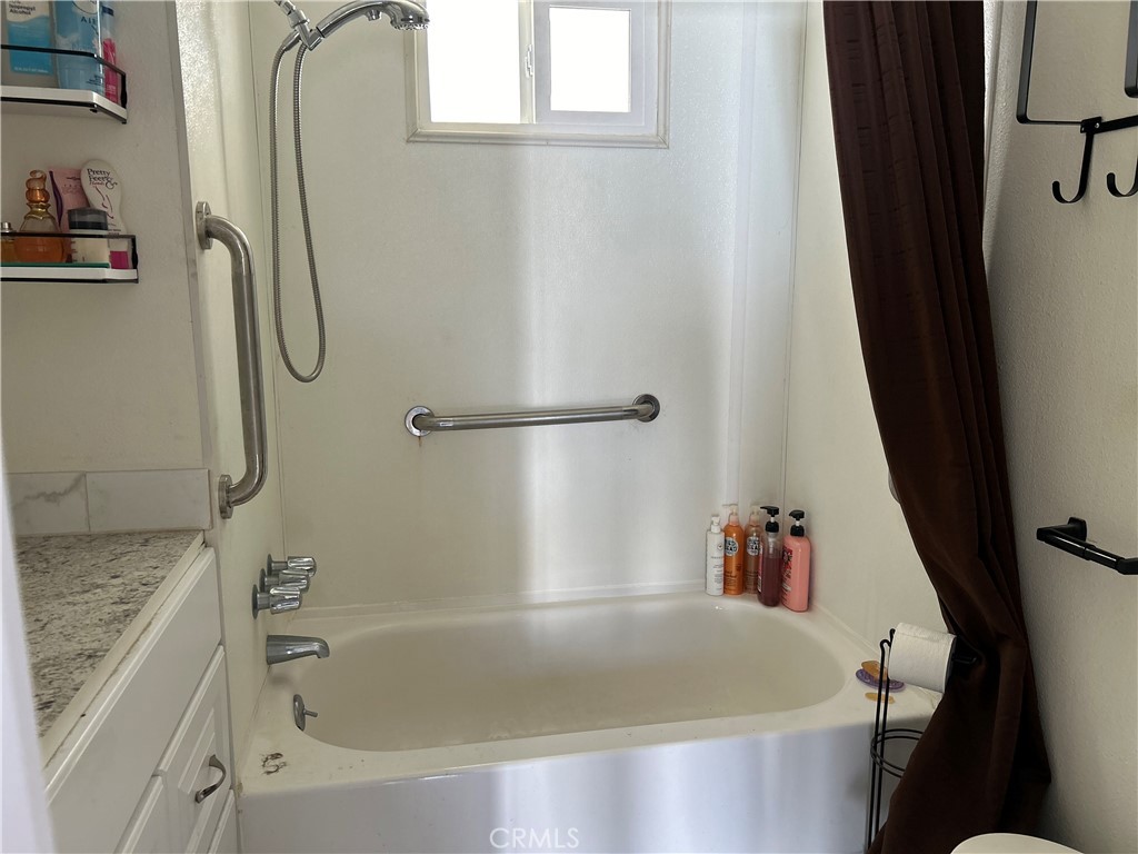 Photo 7 of 11 of 43601 Florida Avenue 44 mobile home