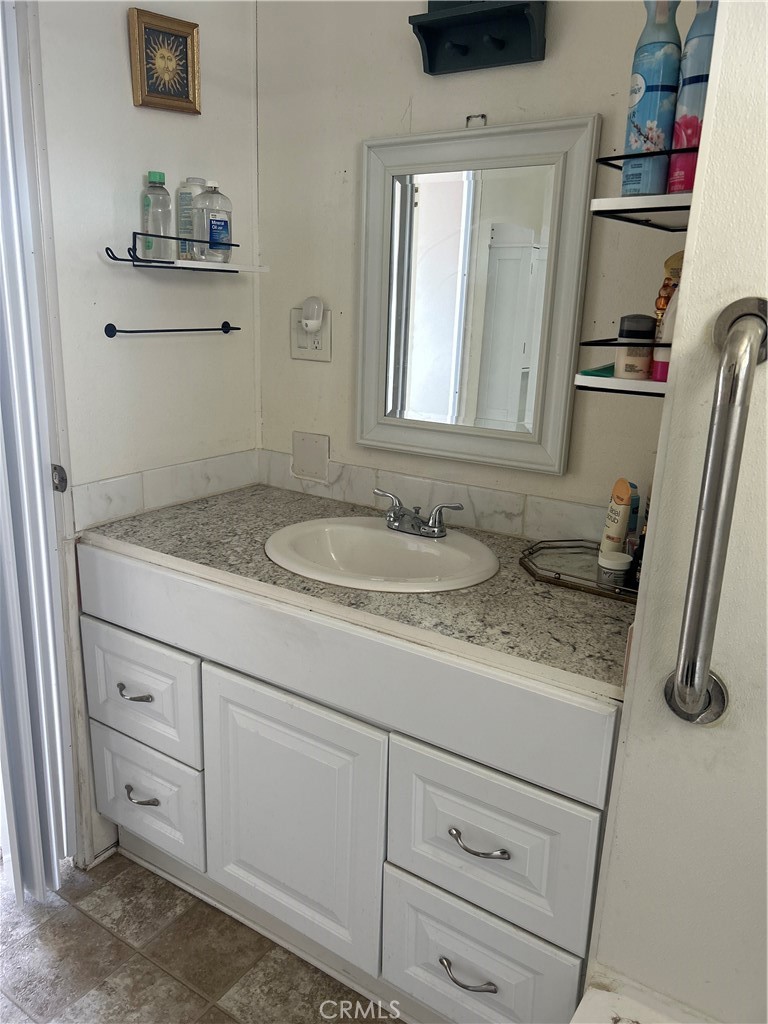 Photo 6 of 11 of 43601 Florida Avenue 44 mobile home
