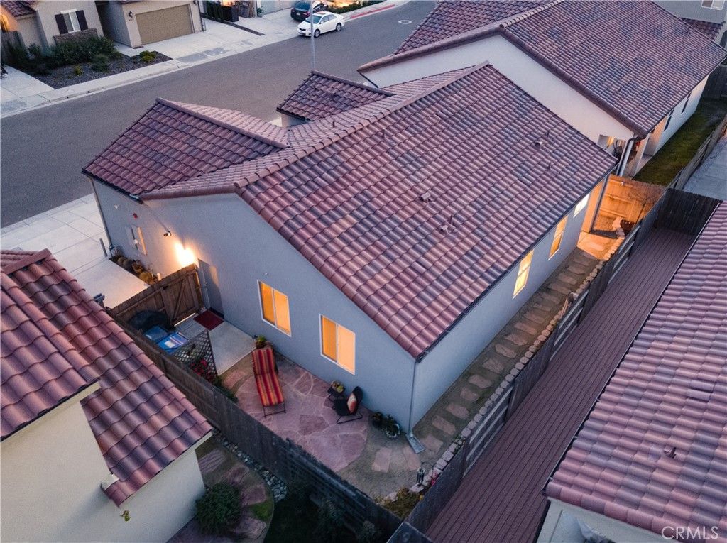 listing image 130724302077743345106