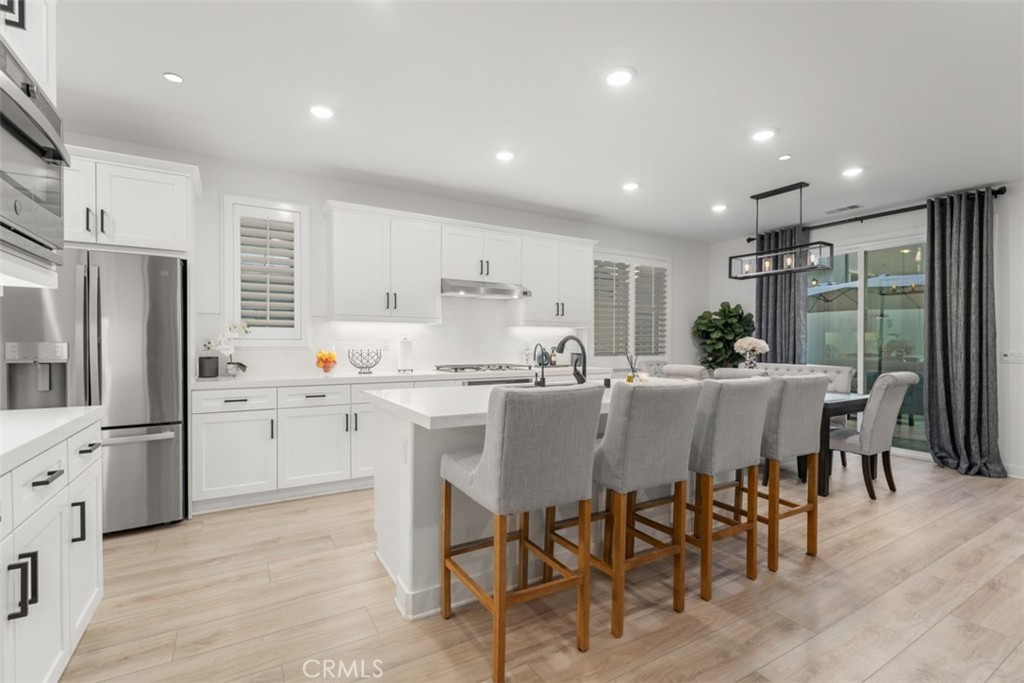 7365 Wisteria Lane
