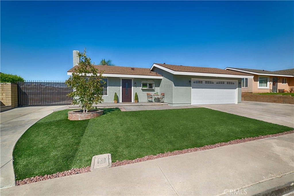 listing image 130723550246328210706