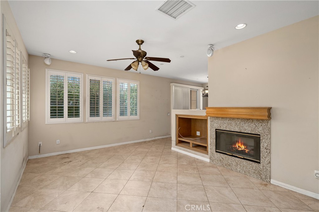 Photo 4 of 21 of 2987 Campa Way I townhome