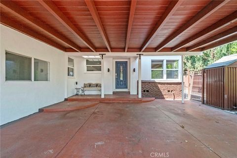 A home in Reseda