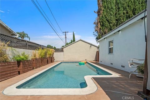 A home in Reseda