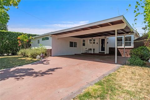 A home in Reseda