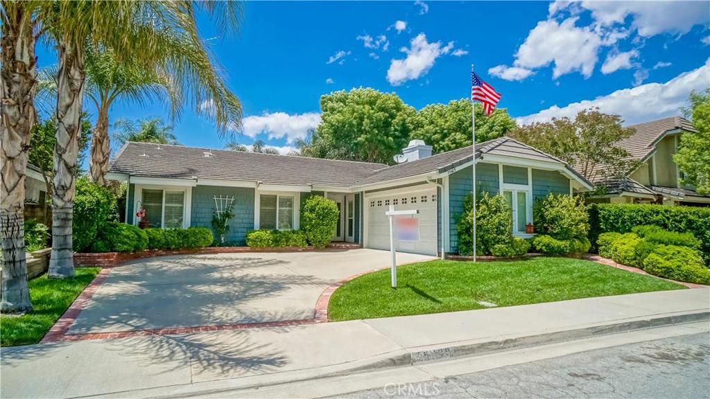 listing image 130724304145047887737
