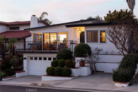 231 Santa Ana Avenue Newport Beach CA 92663