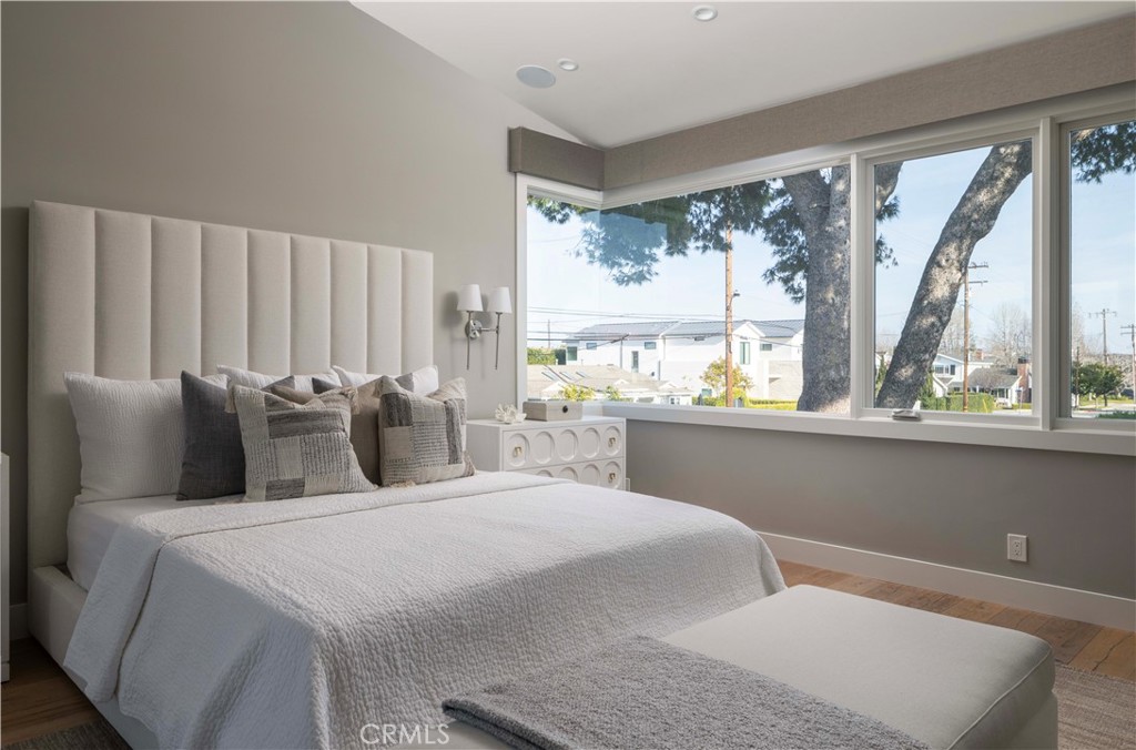 Newport Heights (NEWH) - Residential