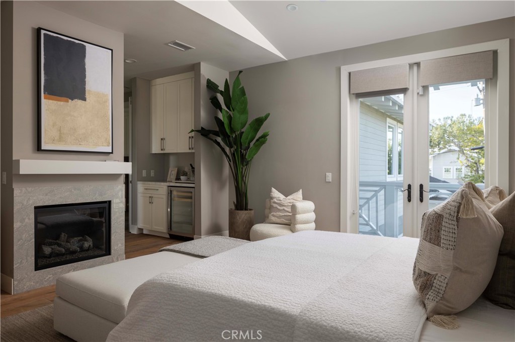 Newport Heights (NEWH) - Residential