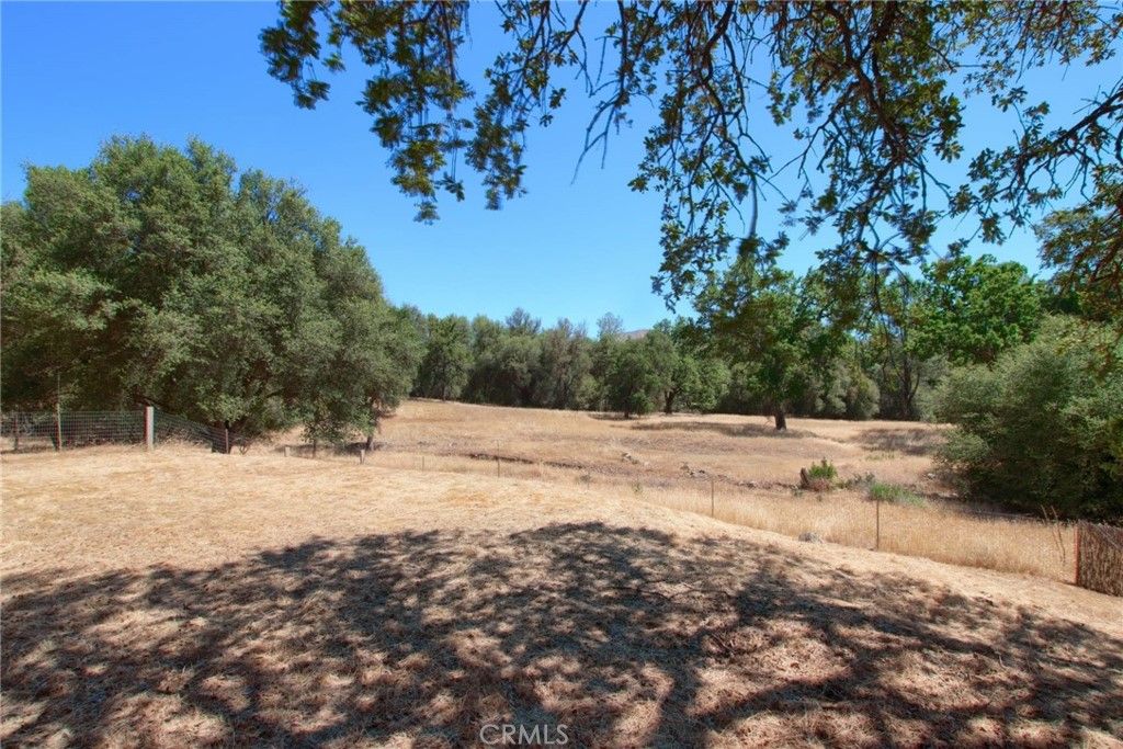 listing image 130728007381228536258