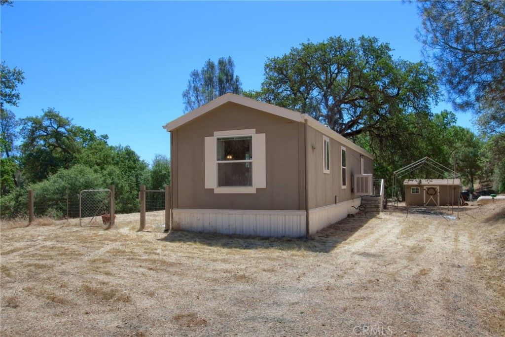 listing image 130720275432100691876