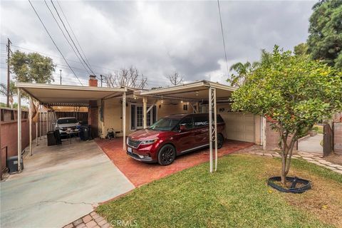 A home in Santa Fe Springs