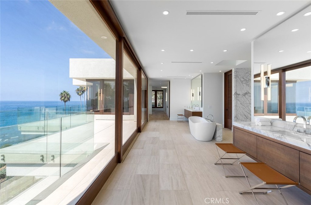 Victoria Beach (VB) - Residential