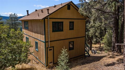 A home in Pine Mountain Club