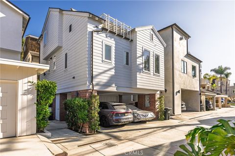 A home in Corona Del Mar