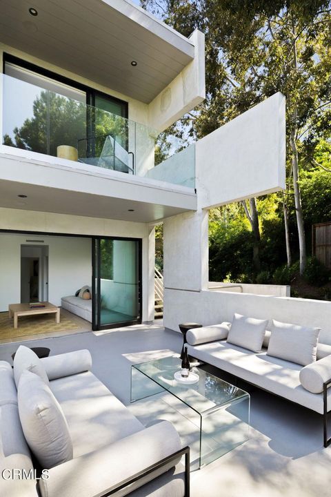 A home in Studio City