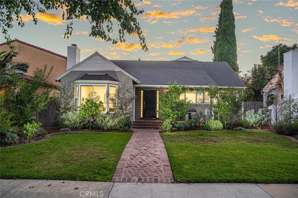 View Long Beach, CA 90814 house