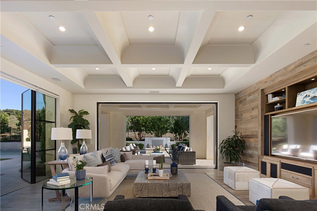 Shady Canyon Custom (SHDC) - Residential