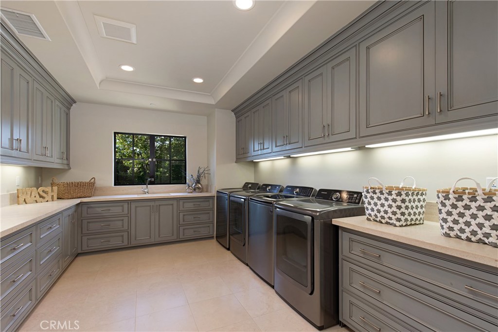 Shady Canyon Custom (SHDC) - Residential