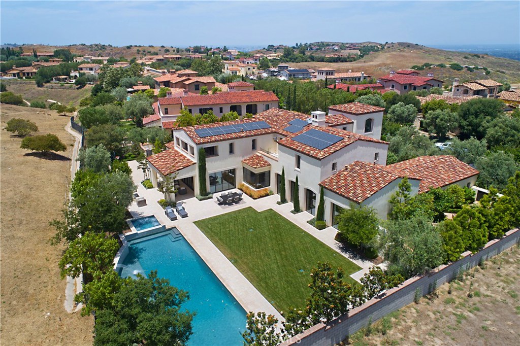 Shady Canyon Custom (SHDC) - Residential