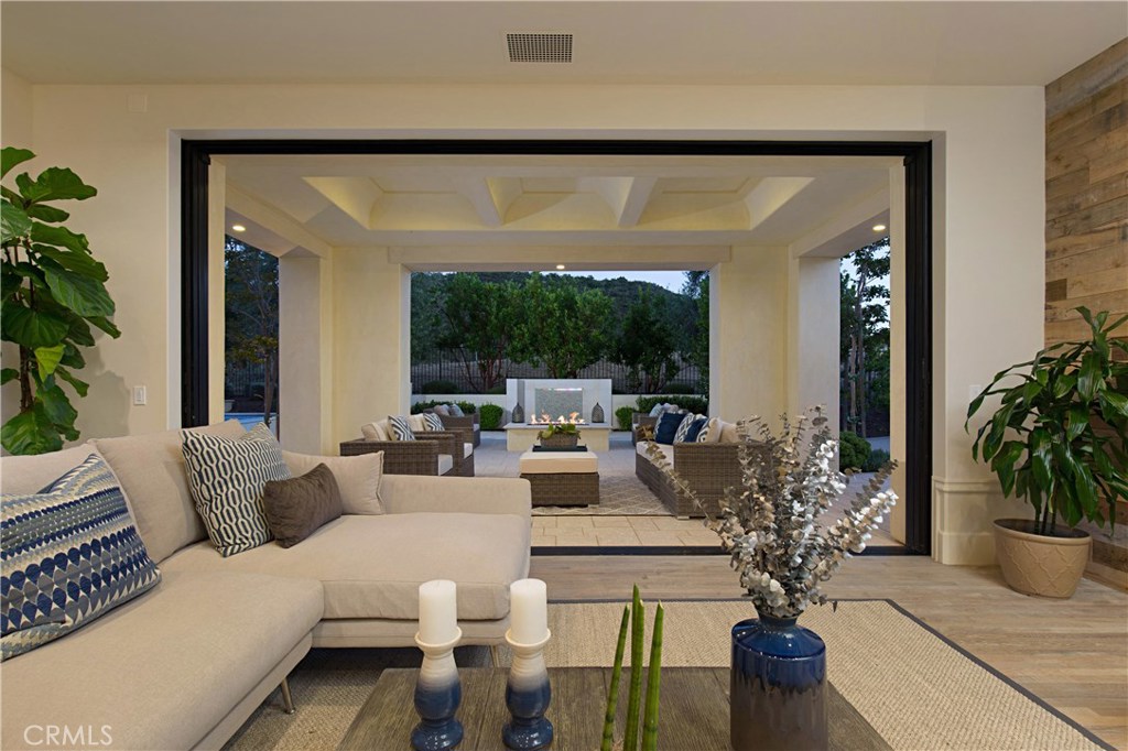 Shady Canyon Custom (SHDC) - Residential