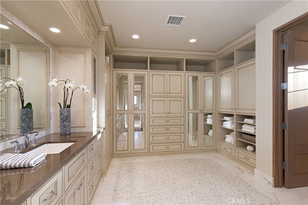 Shady Canyon Custom (SHDC) - Residential