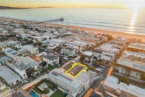 A home in Manhattan Beach