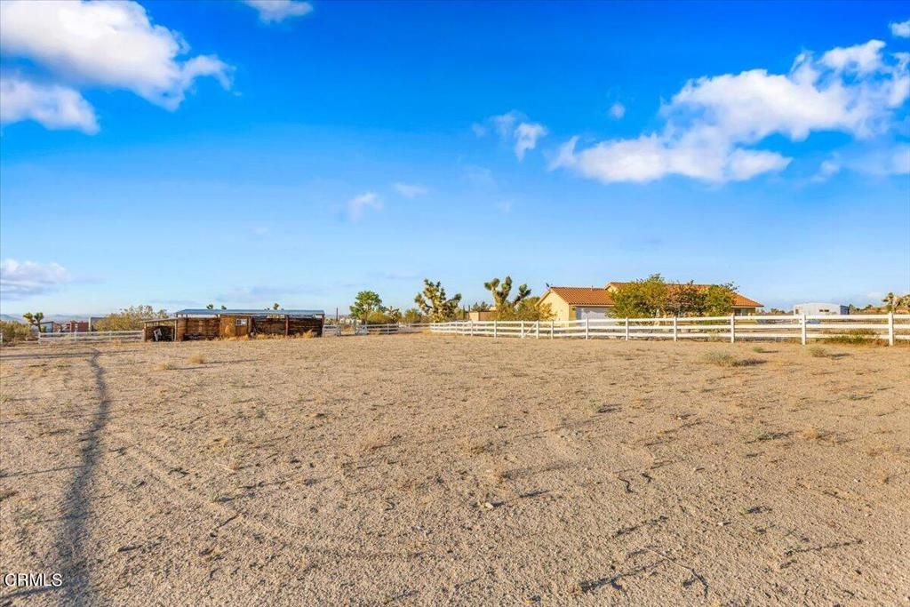 listing image 130726050977247816655