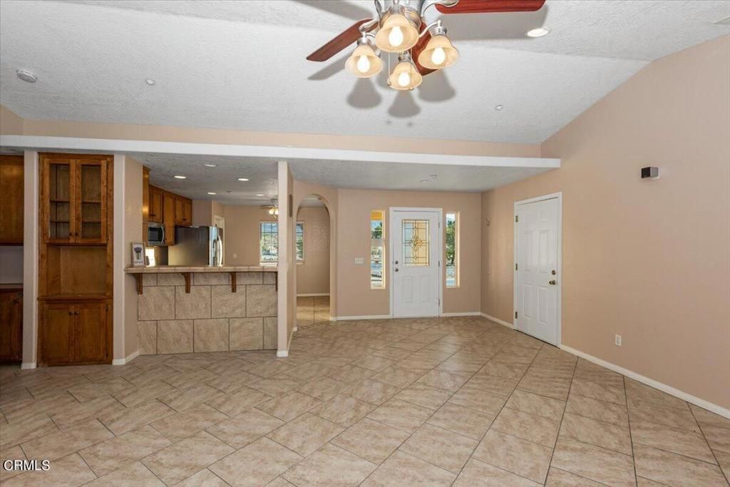 listing image 130720744590753227032