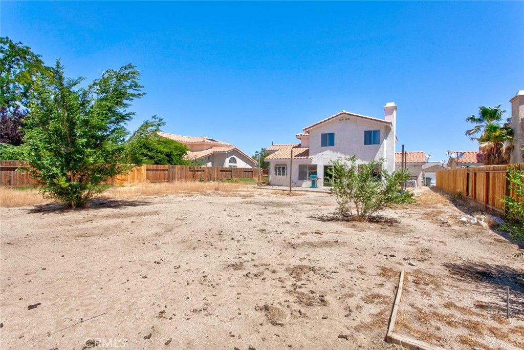 listing image 130725555832260567261