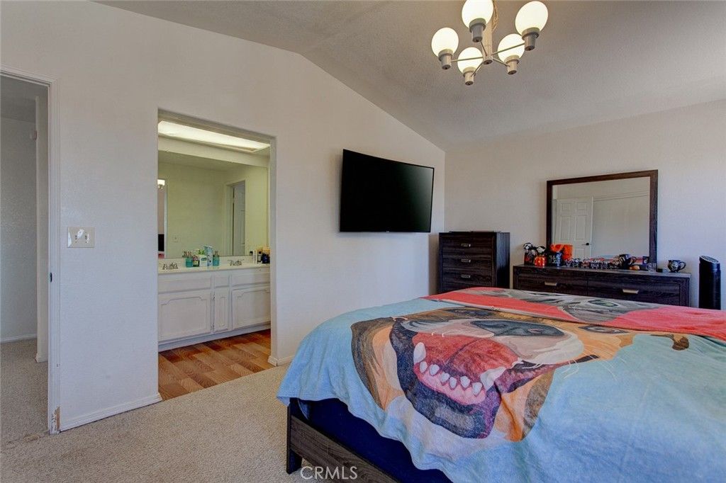 listing image 130725177761472624749