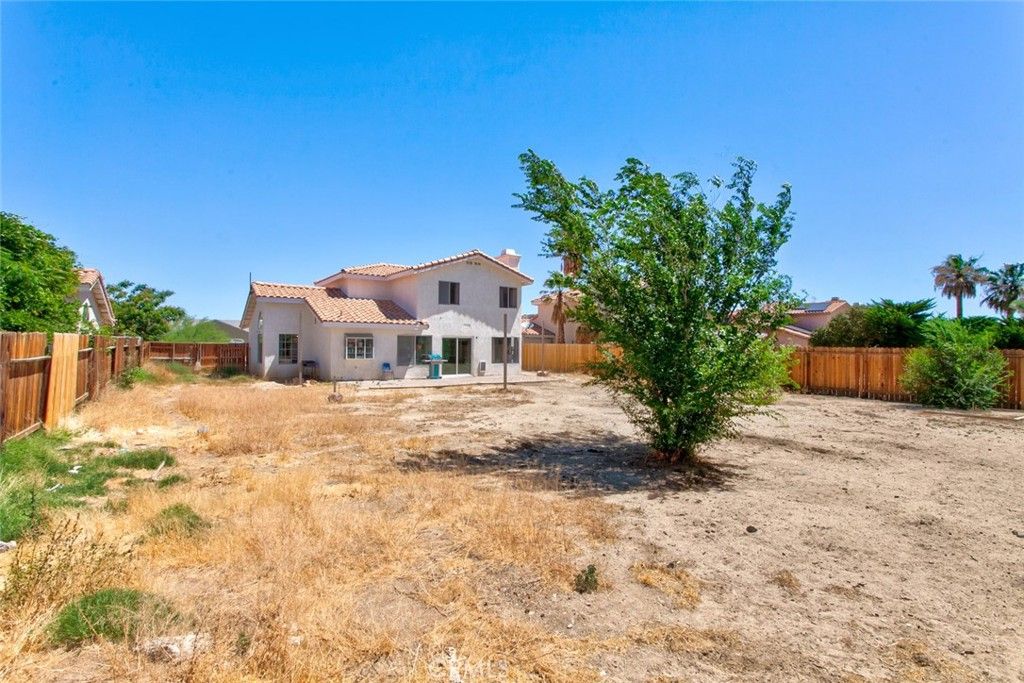 listing image 130724633289196055279