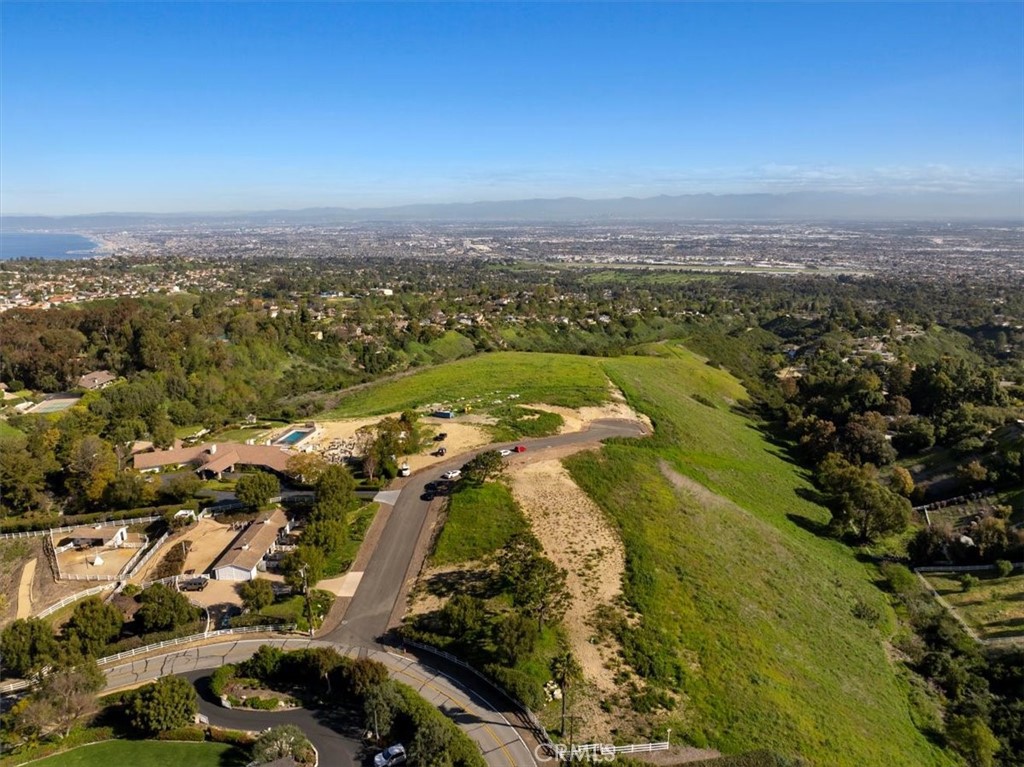 1 Storm Hill Lane
