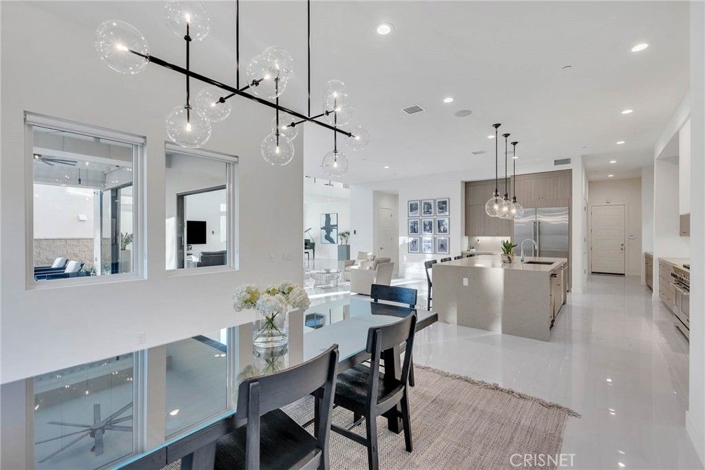 listing image 13079741710067556118