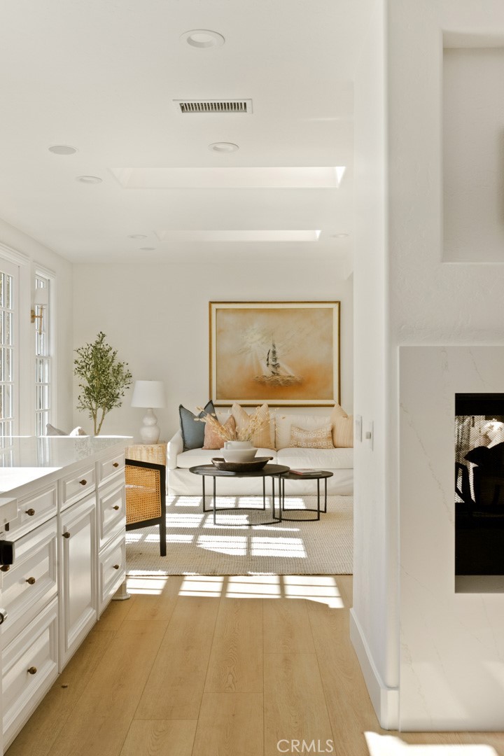 Corona del Mar South of PCH (CDMS) - Residential