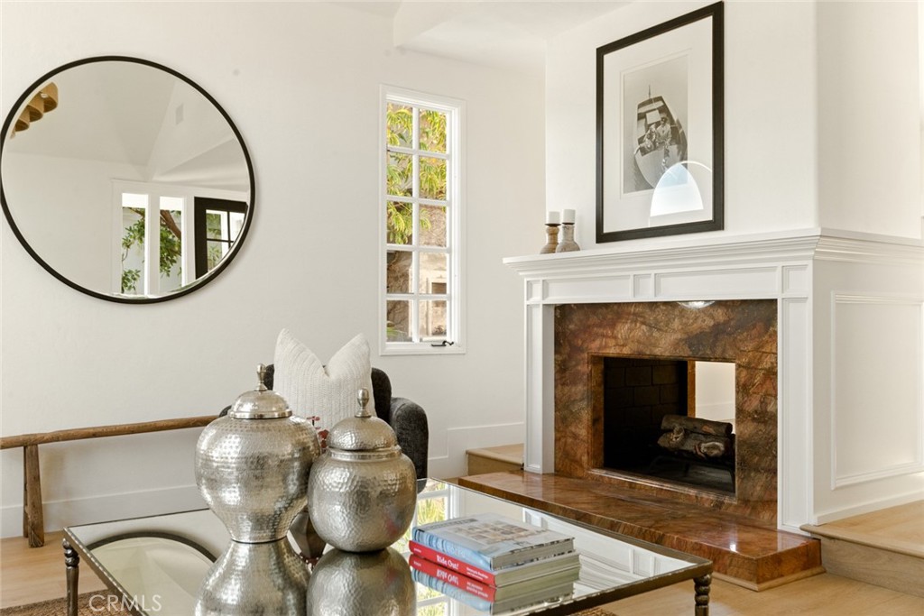 Corona del Mar South of PCH (CDMS) - Residential