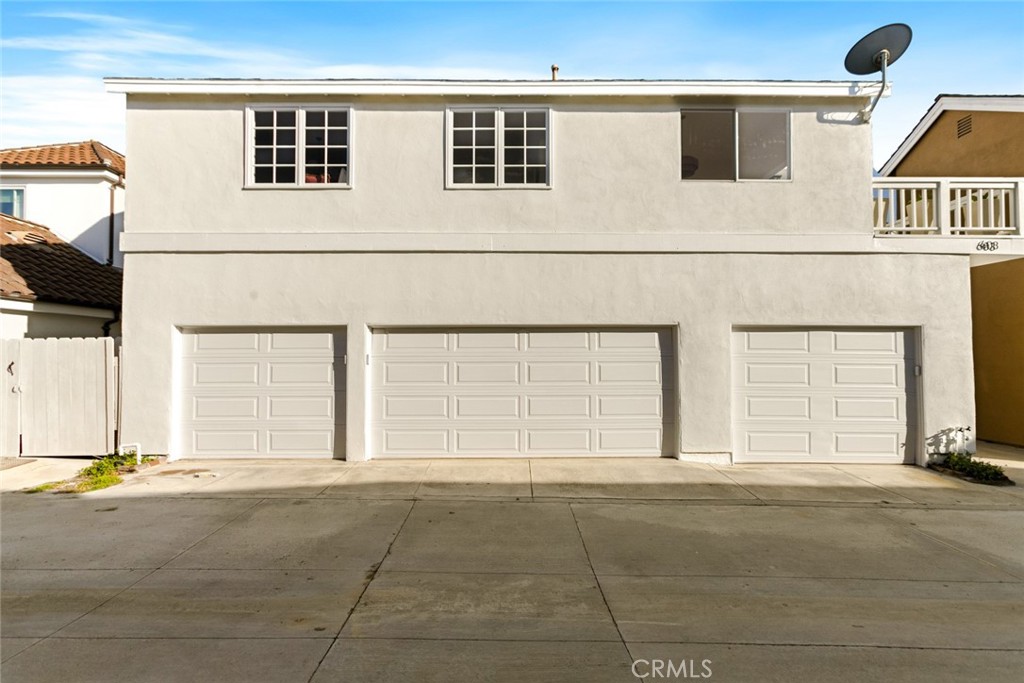 Corona del Mar South of PCH (CDMS) - Residential