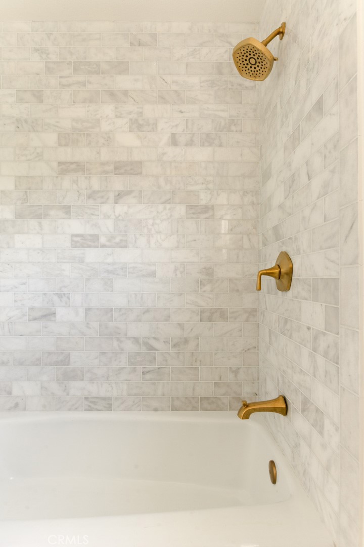 Corona del Mar South of PCH (CDMS) - Residential