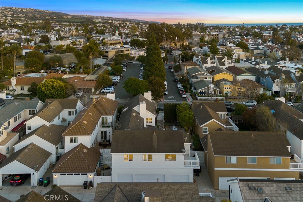 Corona del Mar South of PCH (CDMS) - Residential