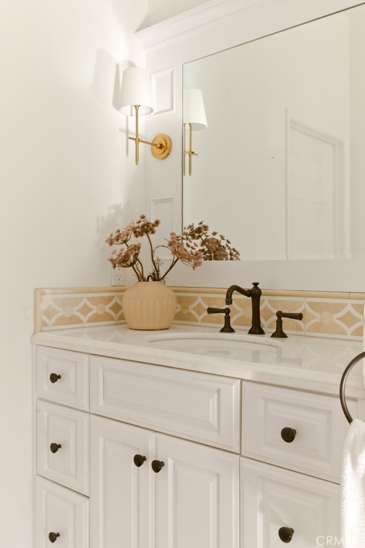 Corona del Mar South of PCH (CDMS) - Residential