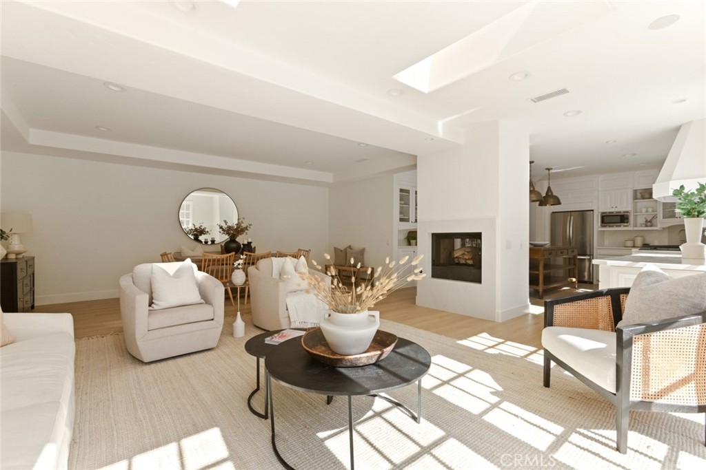 Corona del Mar South of PCH (CDMS) - Residential