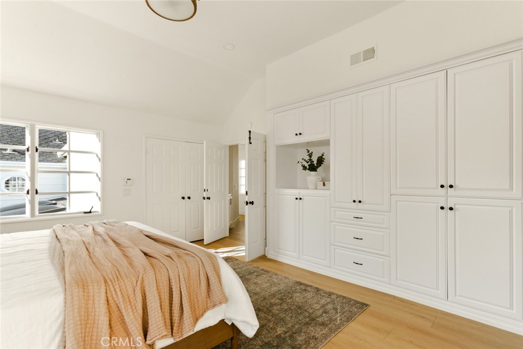 Corona del Mar South of PCH (CDMS) - Residential