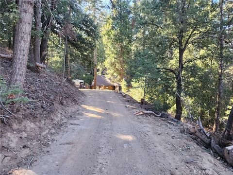 A home in Palomar Mountain