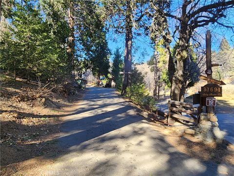 A home in Palomar Mountain