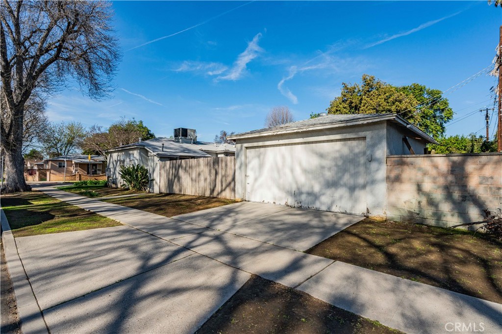Photo 19 of 19 of 7720 Garden Grove Avenue house