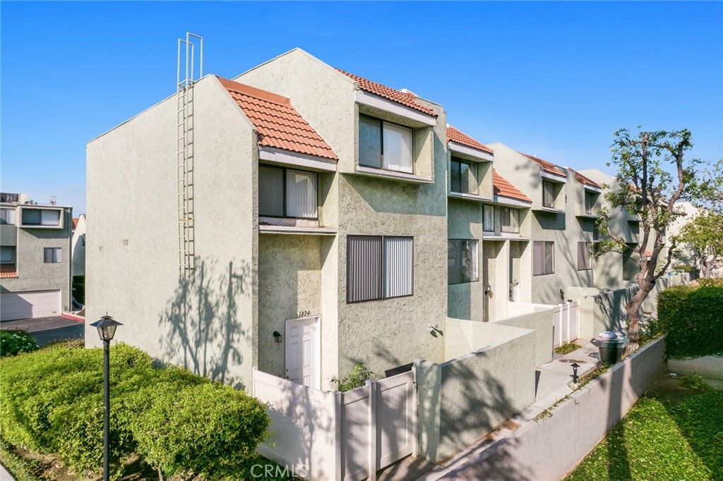 listing image 130723169828937056731